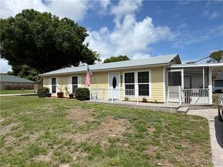 2326 SW 15th Street SW, Vero Beach, FL 32962