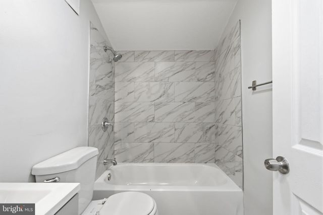 47 MINTLEAF RD, Levittown, PA 19056