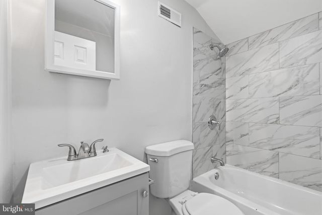 47 MINTLEAF RD, Levittown, PA 19056