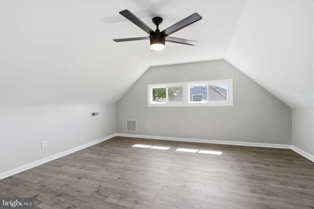 47 MINTLEAF RD, Levittown, PA 19056