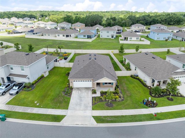 5207 MAHOGANY DRIVE, Mount Dora, FL 32757