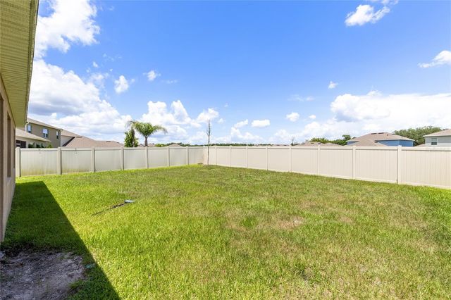 5207 MAHOGANY DRIVE, Mount Dora, FL 32757