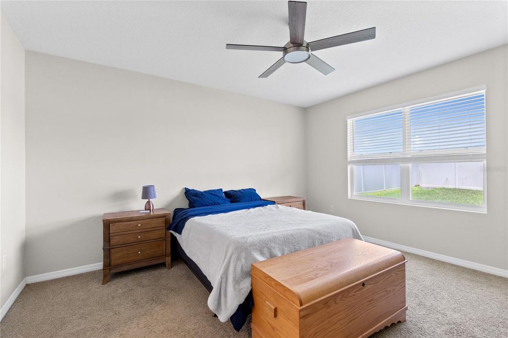 Image 6 of property listing at 5207 MAHOGANY DRIVE, Mount Dora, FL 32757