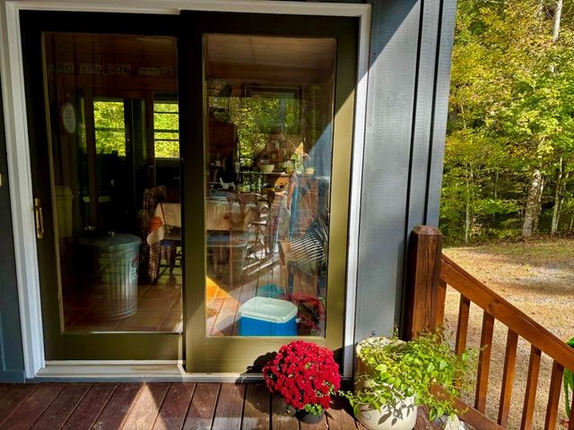 156 Peter Knob Road, Blue Ridge, GA 30513