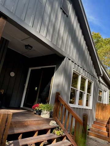 156 Peter Knob Road, Blue Ridge, GA 30513