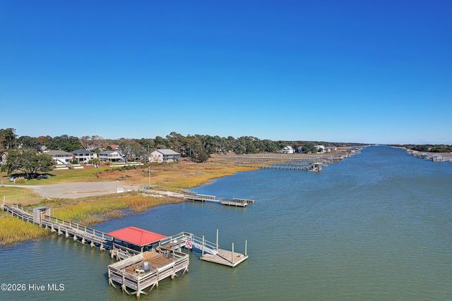 2014 Marsh Acres Court, Supply, NC 28462