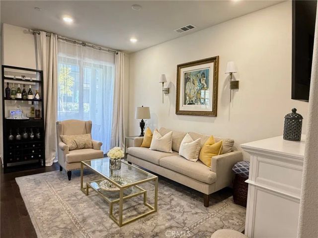 22885 Acoustic, Saugus, CA 91350