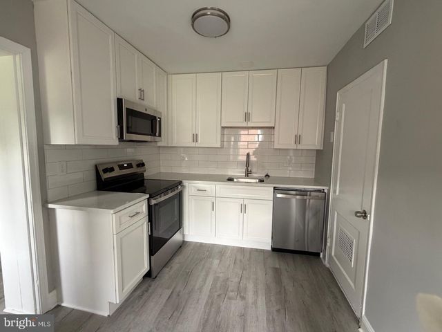 225 BASSETT AVE, New Castle, DE 19720