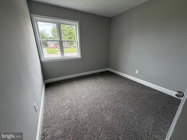 225 BASSETT AVE, New Castle, DE 19720