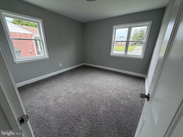 225 BASSETT AVE, New Castle, DE 19720