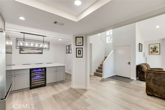 6117 E Garnet, Anaheim, CA 92807