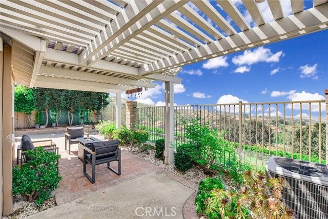 6117 E Garnet, Anaheim, CA 92807