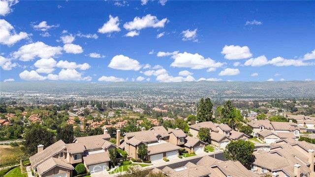 6117 E Garnet, Anaheim, CA 92807