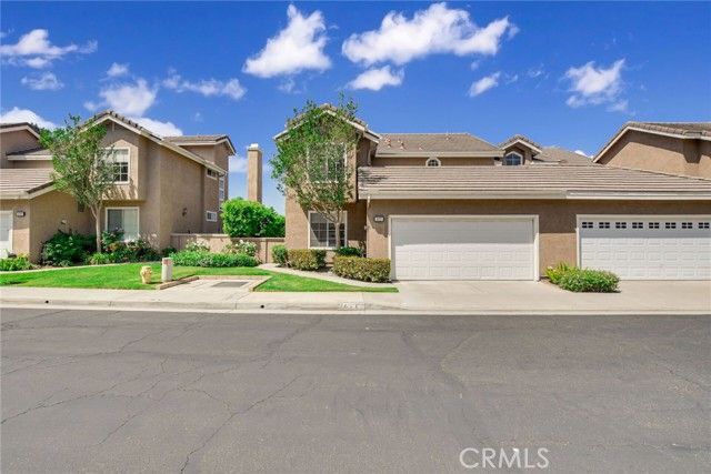 6117 E Garnet, Anaheim, CA 92807