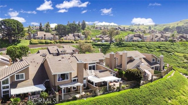 6117 E Garnet, Anaheim, CA 92807