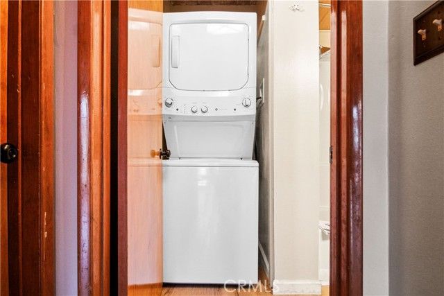 33020 Arrowbear Drive, Running Springs, CA 92382