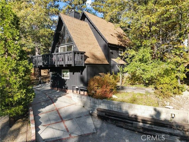 33020 Arrowbear Drive, Running Springs, CA 92382