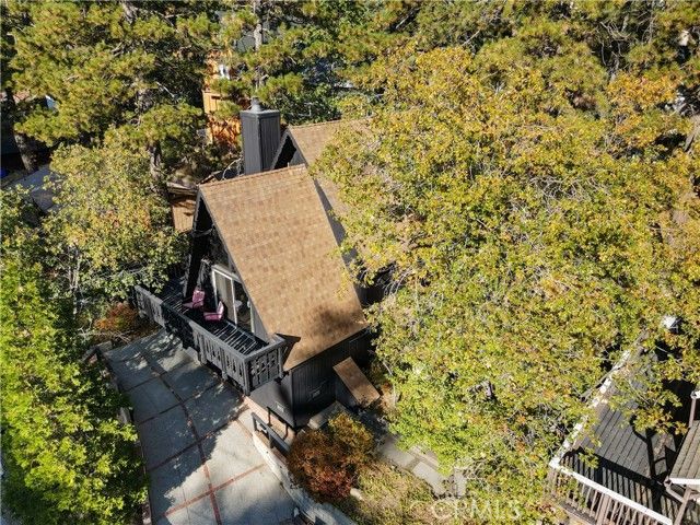 33020 Arrowbear Drive, Running Springs, CA 92382