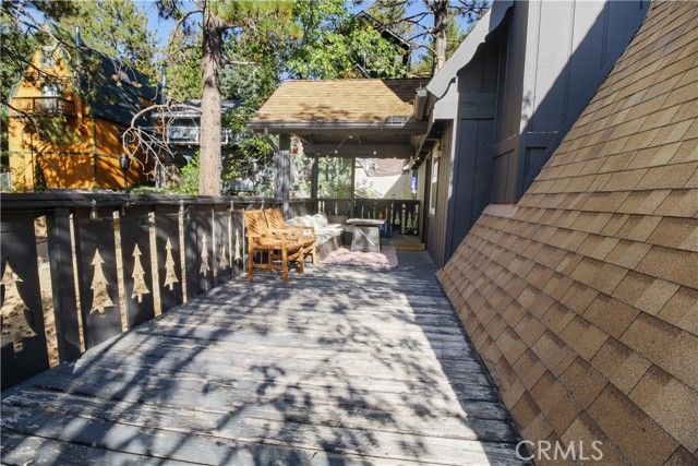 33020 Arrowbear Drive, Running Springs, CA 92382