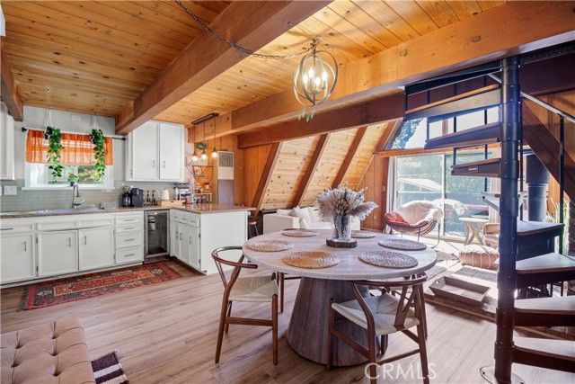 33020 Arrowbear Drive, Running Springs, CA 92382