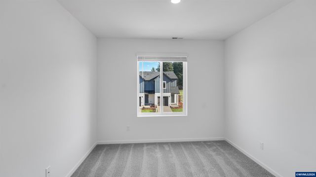 1481 Laura Vista Dr, Albany, OR 97321