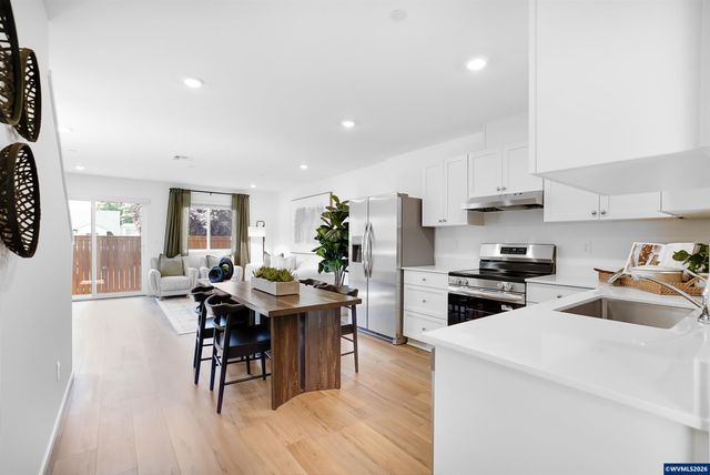 1481 Laura Vista Dr, Albany, OR 97321