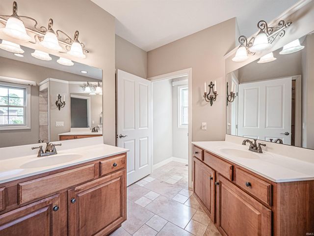 3202 Takara Drive, Evansville, IN 47715