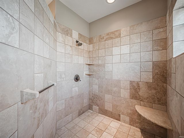 3202 Takara Drive, Evansville, IN 47715