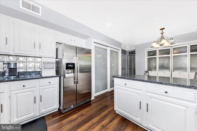 17021 FLATWOOD RD, Rockville, MD 20855