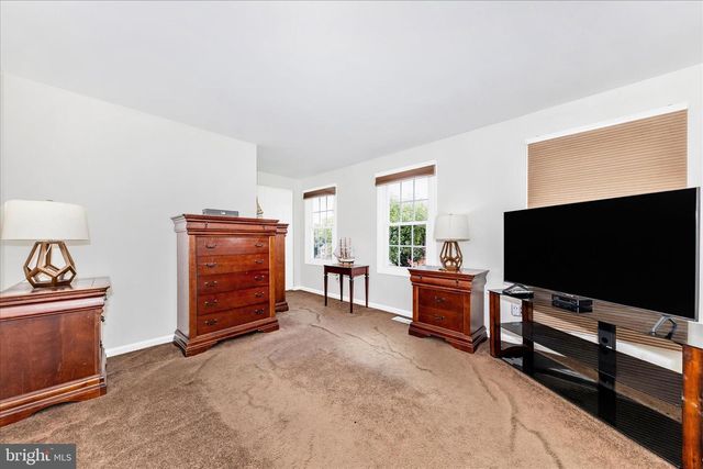 17021 FLATWOOD RD, Rockville, MD 20855