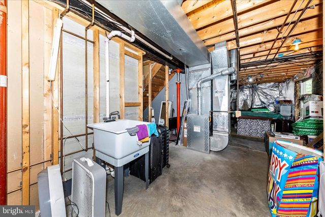 17021 FLATWOOD RD, Rockville, MD 20855