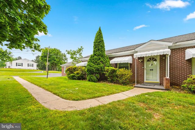 2883 PARK AVE, Manchester, MD 21102