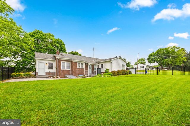 2883 PARK AVE, Manchester, MD 21102