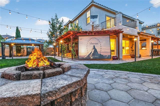 10988 Wonder Hills Street, Las Vegas, NV 89141