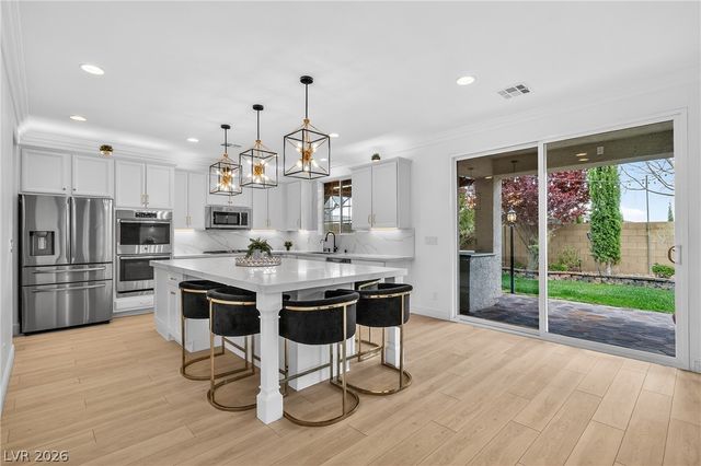 10988 Wonder Hills Street, Las Vegas, NV 89141