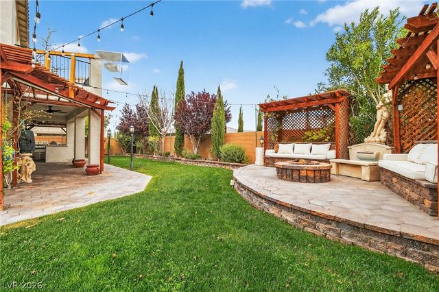 10988 Wonder Hills Street, Las Vegas, NV 89141