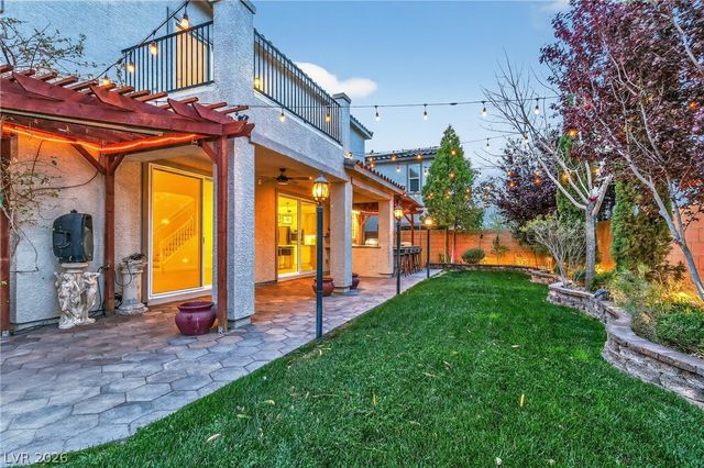 10988 Wonder Hills Street, Las Vegas, NV 89141