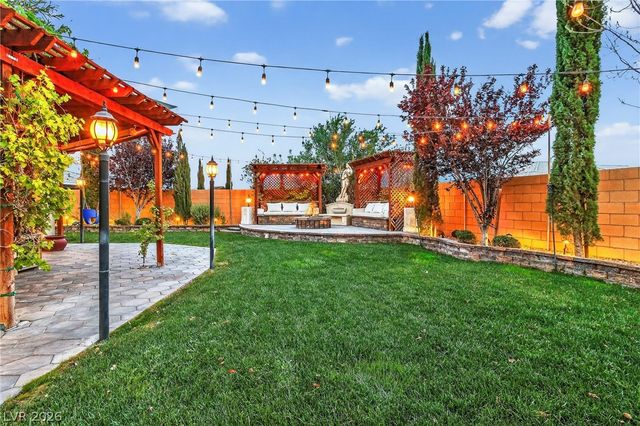 10988 Wonder Hills Street, Las Vegas, NV 89141