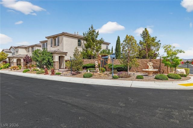 10988 Wonder Hills Street, Las Vegas, NV 89141