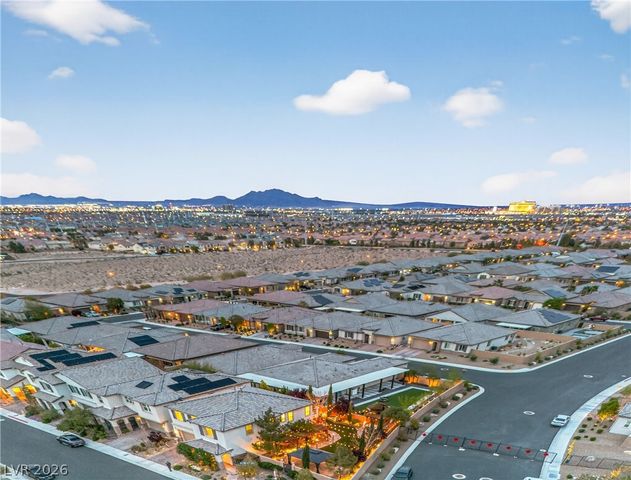 10988 Wonder Hills Street, Las Vegas, NV 89141