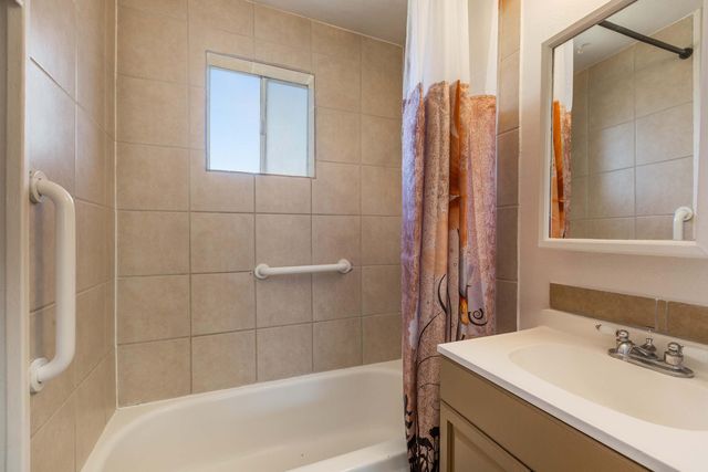 829 San Clemente Avenue NW, Albuquerque, NM 87107