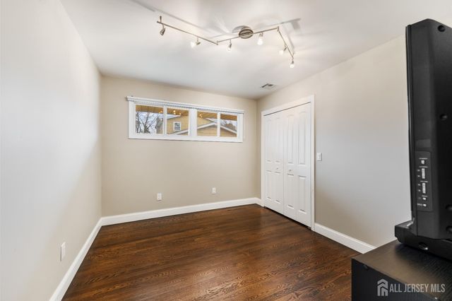 41 Brookside Dr Avenue, Old Bridge, NJ 08857