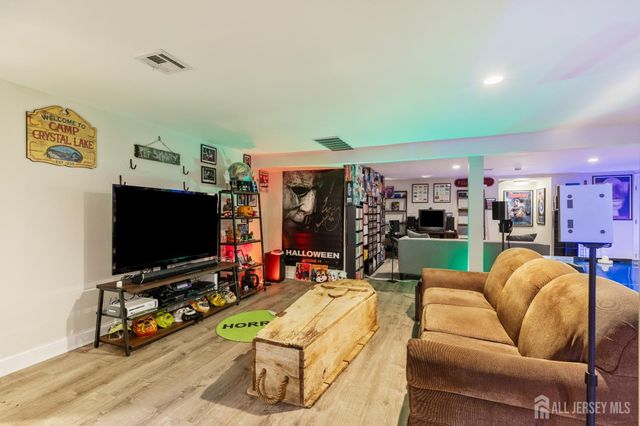 41 Brookside Dr Avenue, Old Bridge, NJ 08857