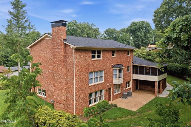2236 Sheffield Street, Kingsport, TN 37660