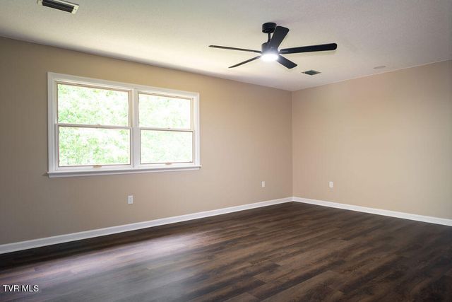 2236 Sheffield Street, Kingsport, TN 37660