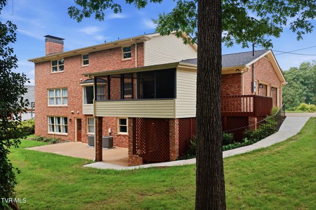 2236 Sheffield Street, Kingsport, TN 37660