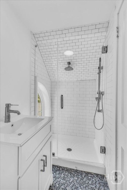 Image 22 of property listing at 405 Washington Avenue, Savannah, GA 31405