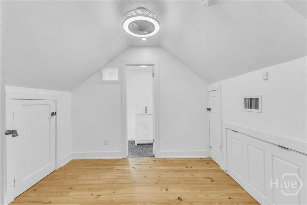 Image 55 of property listing at 405 Washington Avenue, Savannah, GA 31405