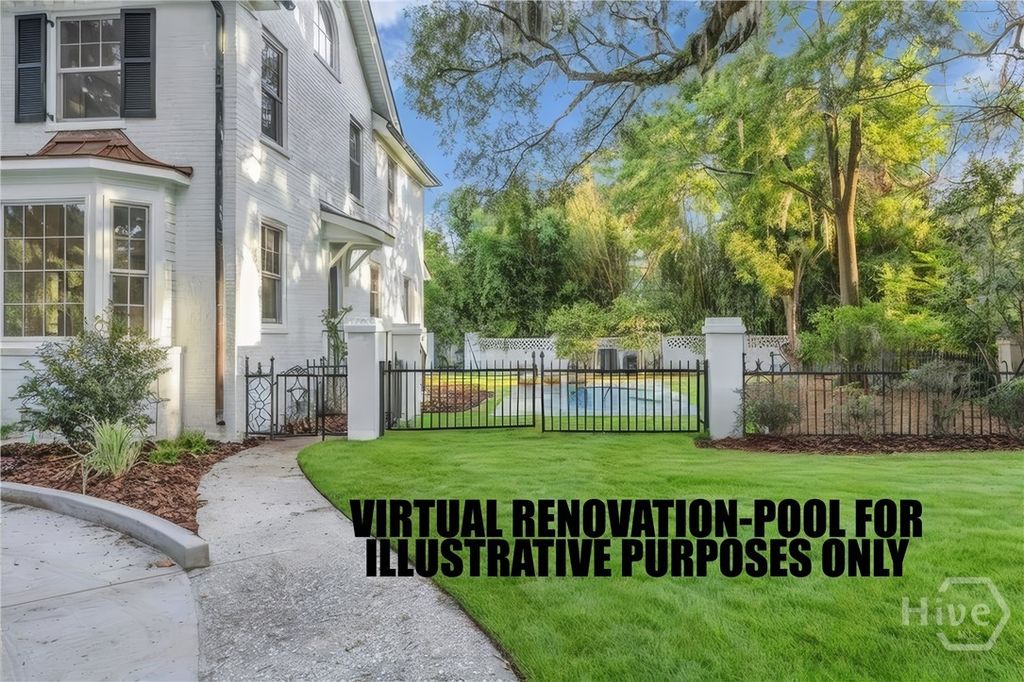 Image 69 of property listing at 405 Washington Avenue, Savannah, GA 31405