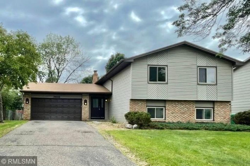 7808 Dupont Avenue N, Brooklyn Park, MN 55444